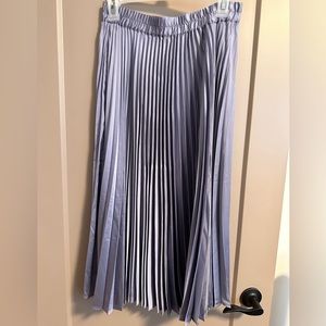 Midi pleated silk skirt